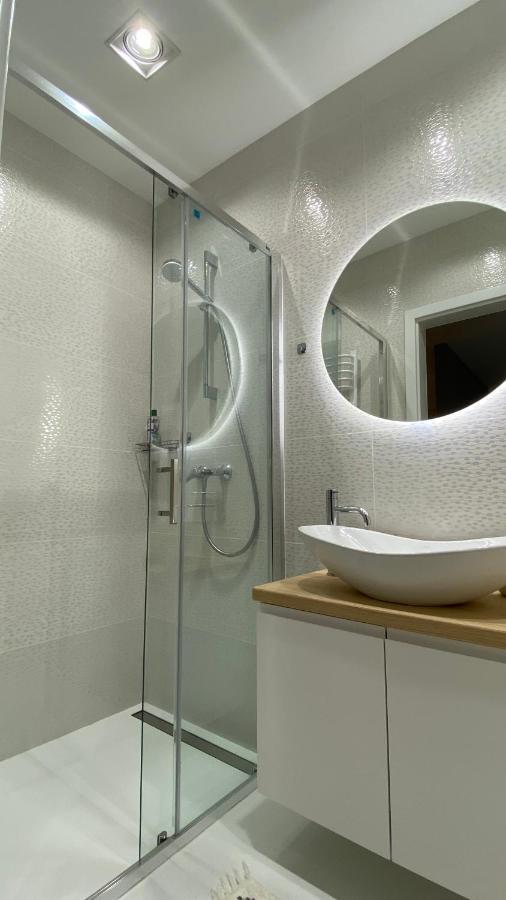 Green Park Apartament แชมิตช์ ภายนอก รูปภาพ