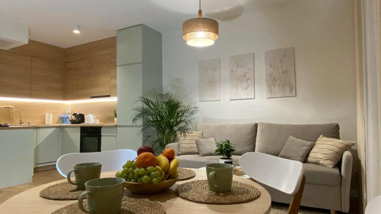 Green Park Apartament แชมิตช์ ภายนอก รูปภาพ